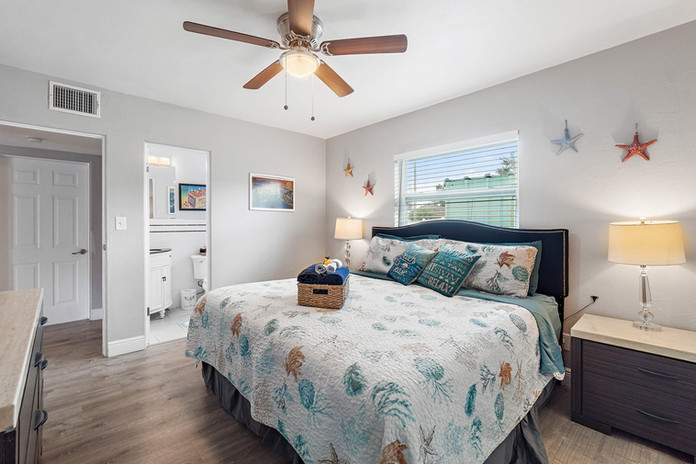 12-Interior and Exterior 9941 48th Pl N (12 of 25).jpg