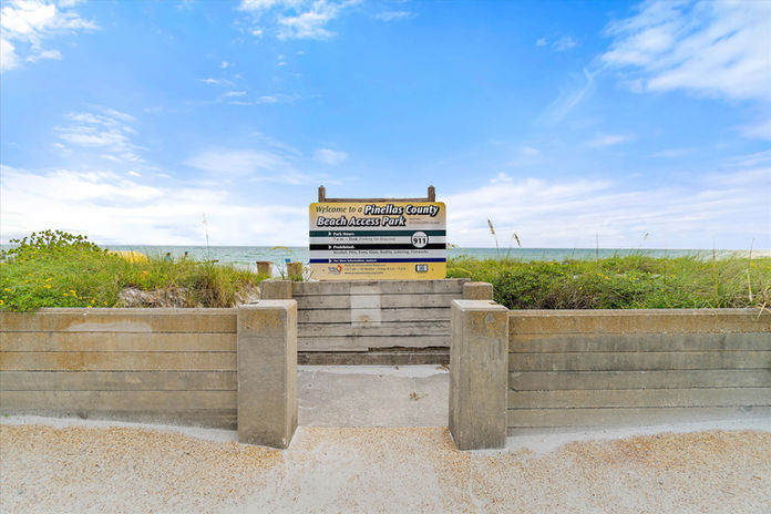 24-Interior and Exterior 9941 48th Pl N (24 of 25).jpg