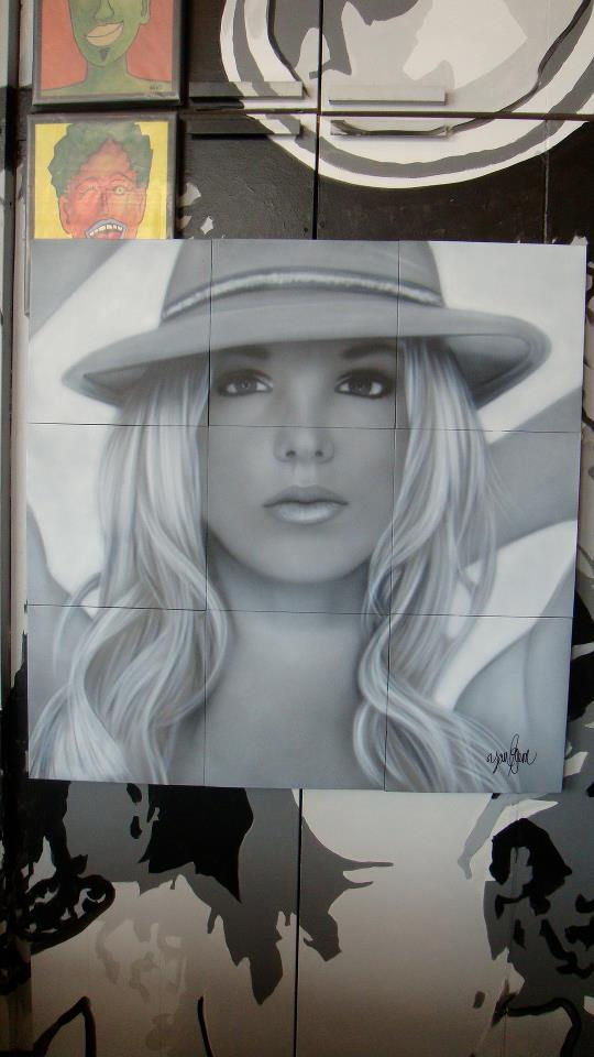 Britney Spears en noir et blanc | Peinture sur toile à Québec | Yan Pigeon artiste et peintre