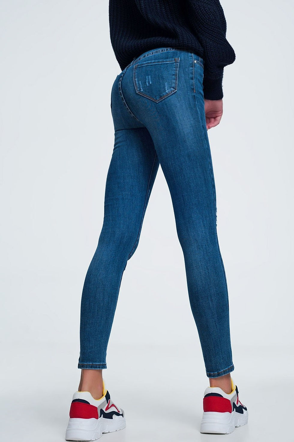 Миниатюра: Blue Distressed Mid Wash Jeans