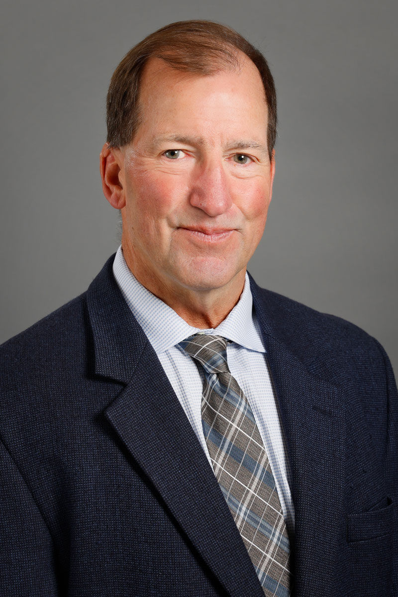 DrChrisPowers_portrait_800.jpg