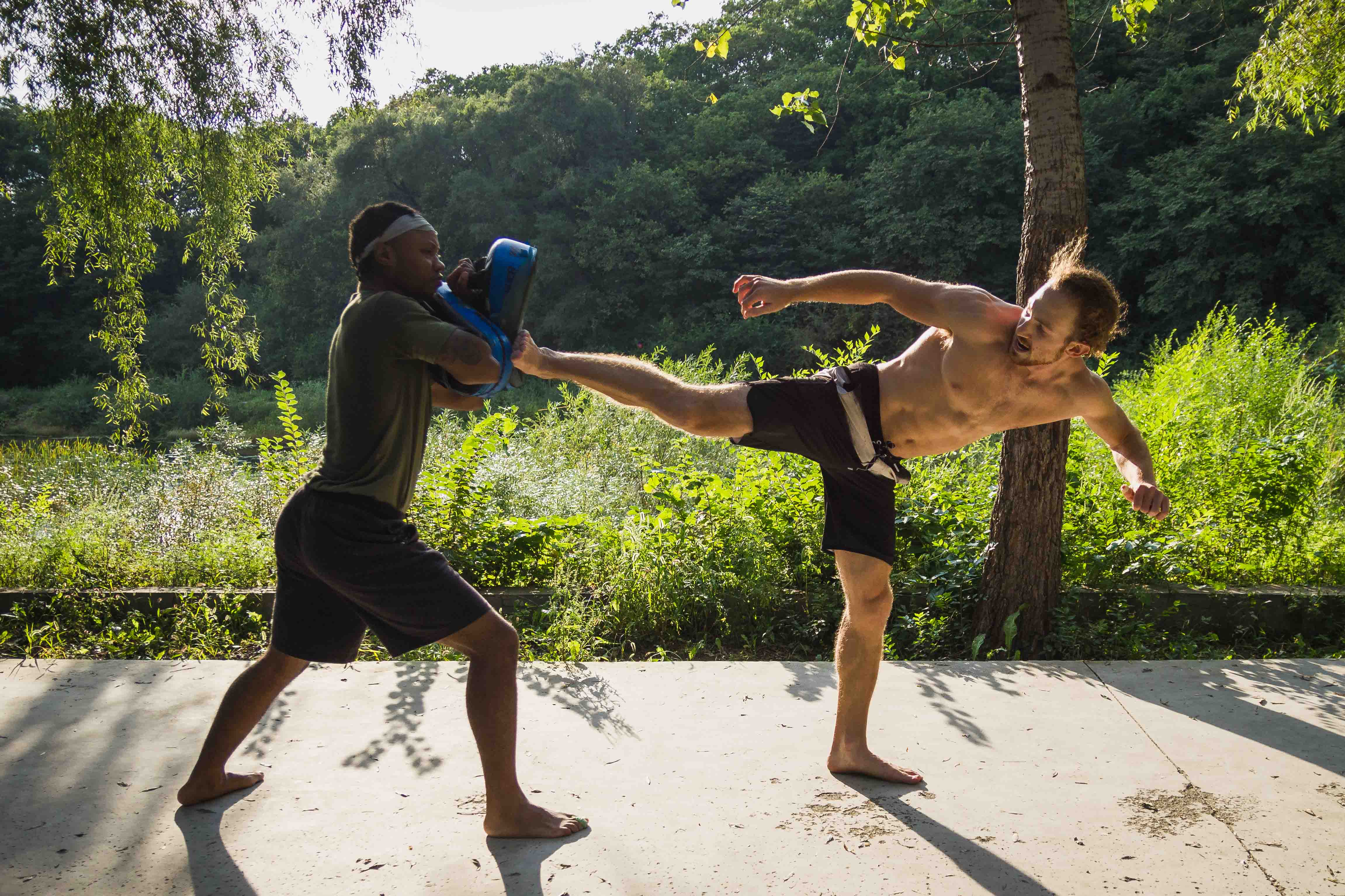 Side kick