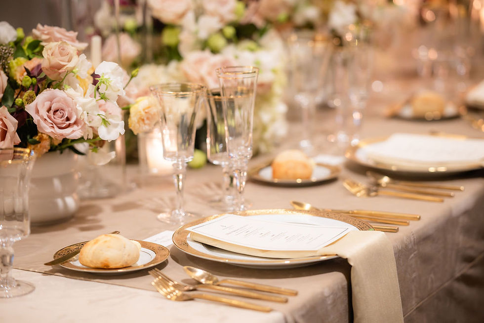 Golden Blush Candlelight Tablescape
