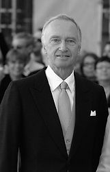 general-Pierre-Villiers-arrive-palais-lE