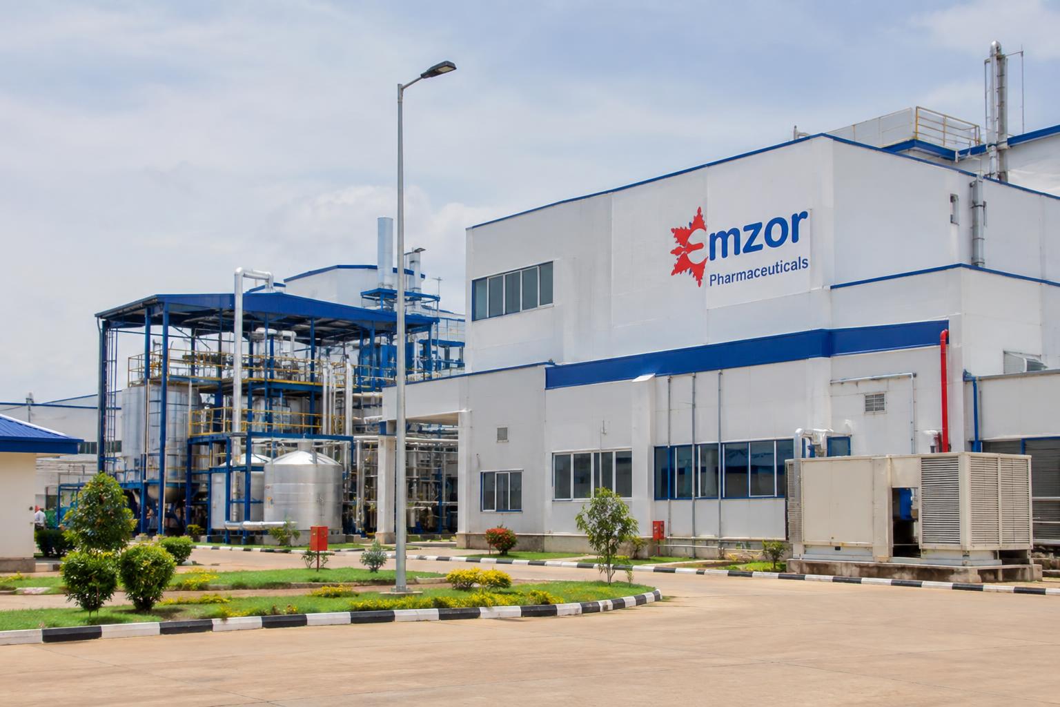 Usine pharmaceutique au Nigeria illustrant le projet Emzor à Sagamu
