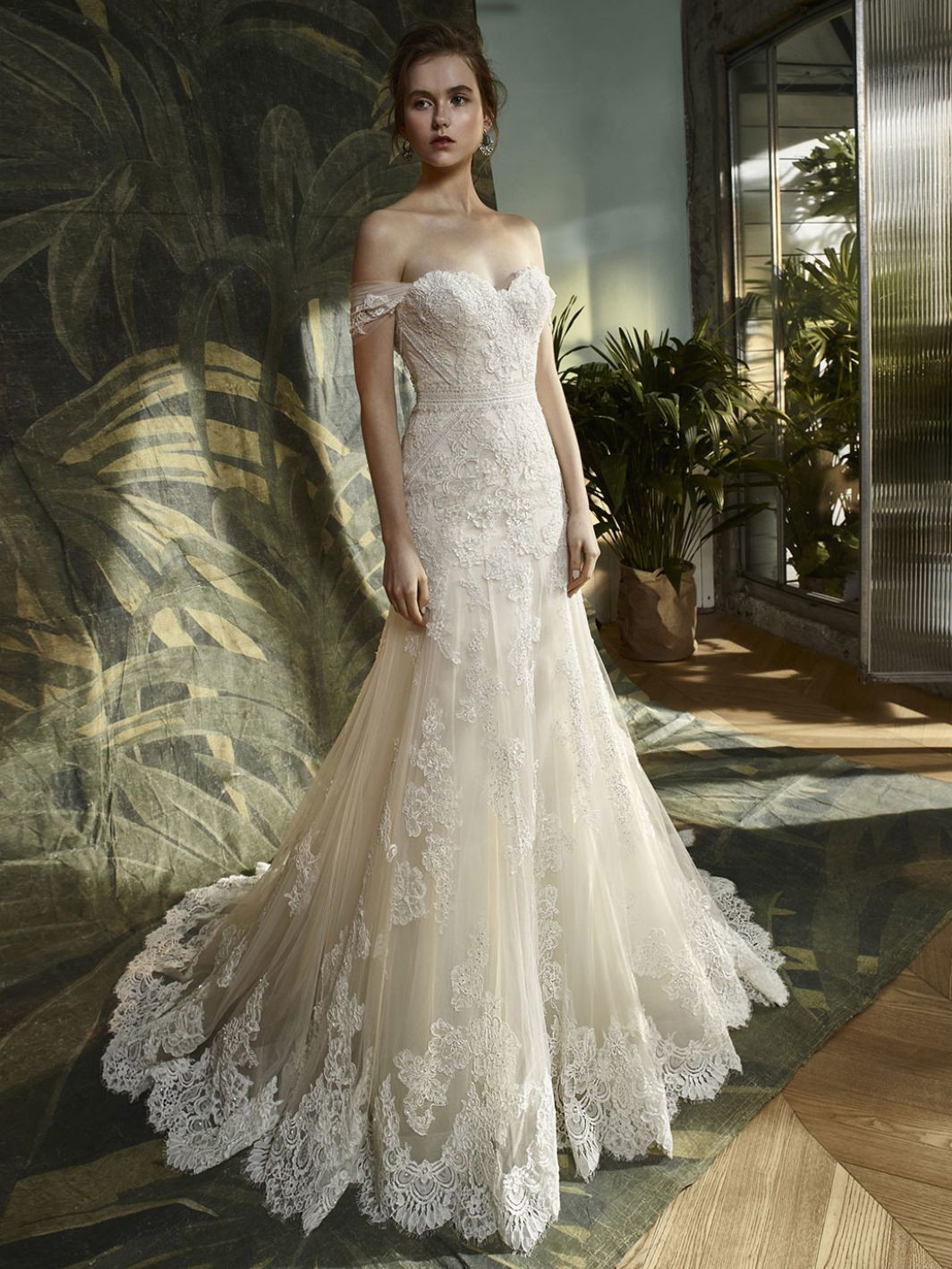 *New* Enzoani Size 12