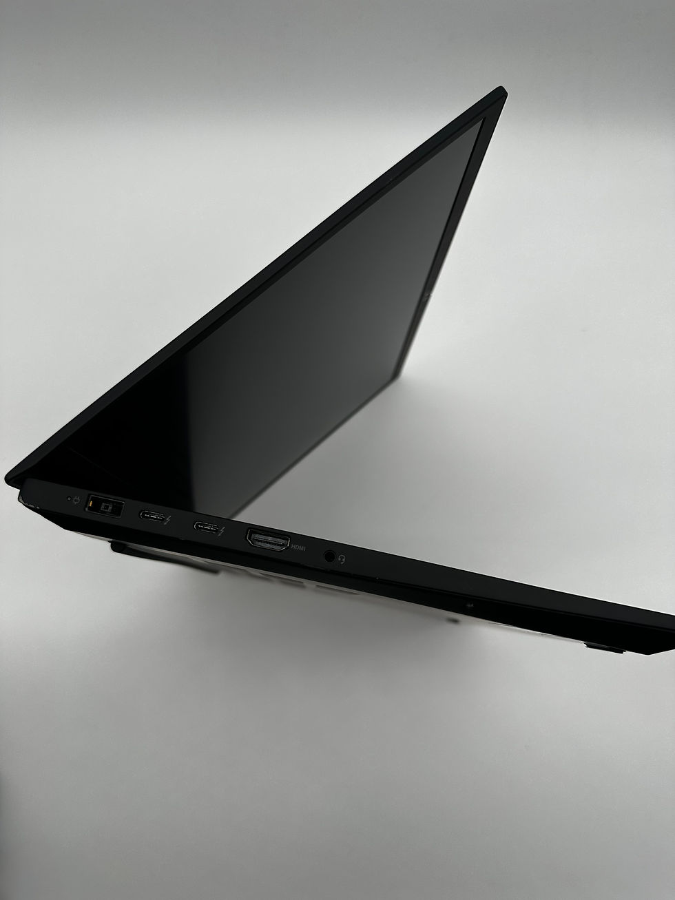Miniaturbild: Lenovo ThinkPad P1 Gen 4 – sehr gut