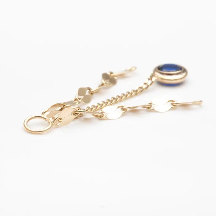 Thumbnail: Piercing Anhänger für Helix Piercings aus Gelbgold