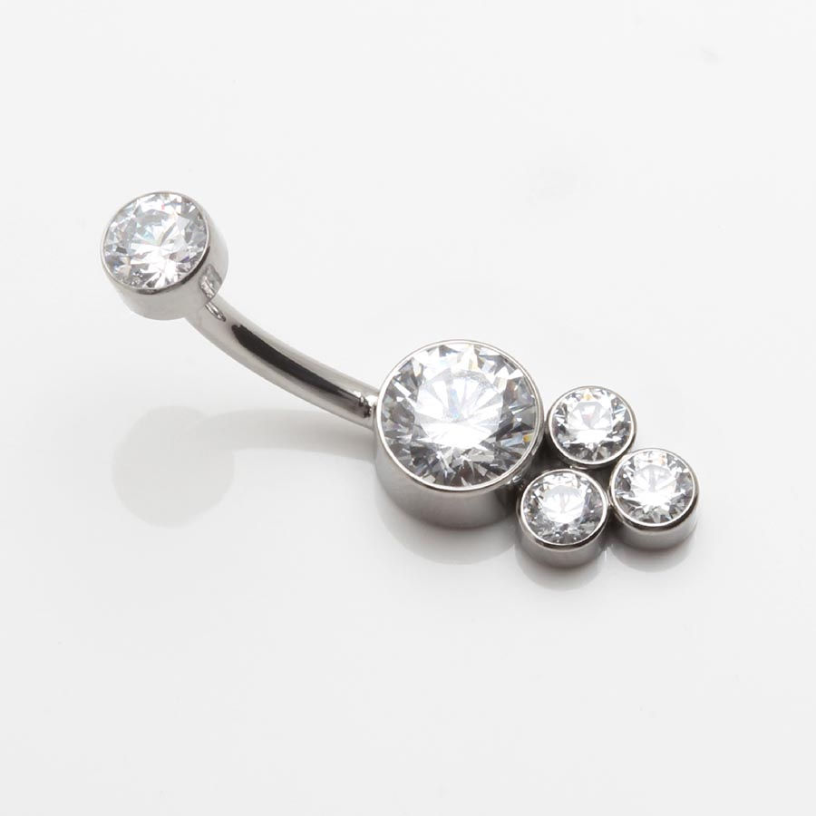 Thumbnail: Bauchnabelpiercing LeRoi