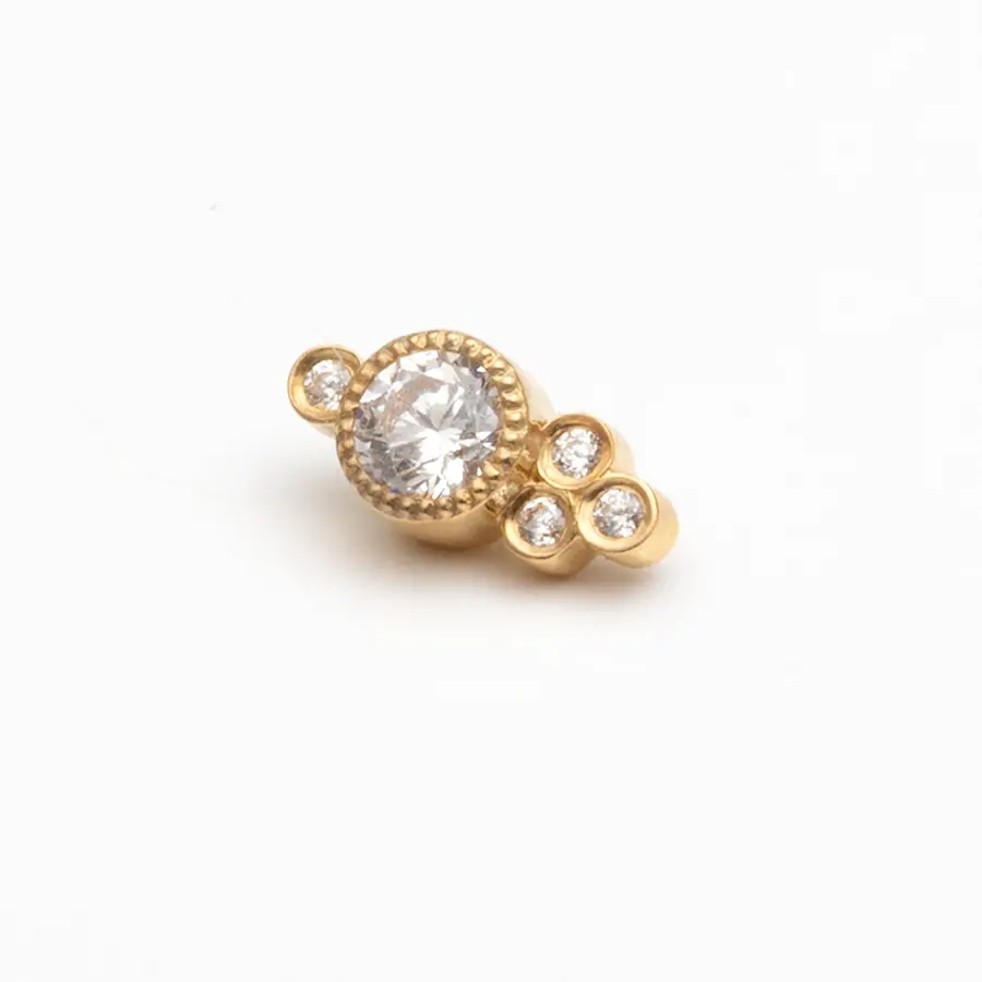 Piercingschmuck mit Glitzersteinen aus Gold für Conch Piercing