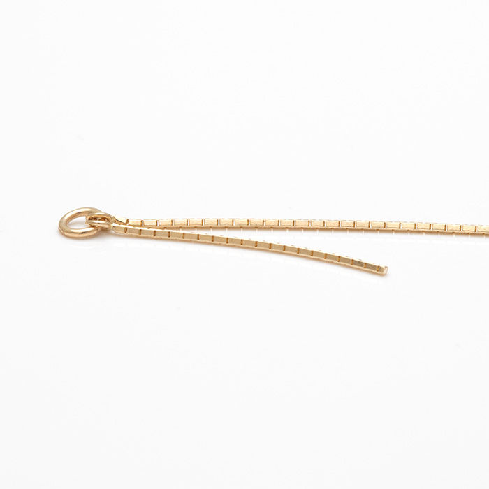 Thumbnail: Box Chain Charm aus Gold für Helix Piercing