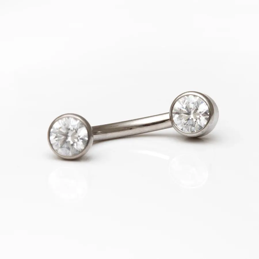 Industrial Strength kleines Bauchnabelpiercing