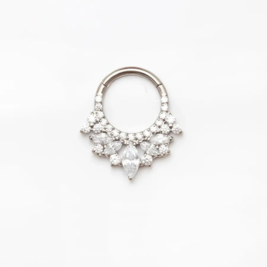 Tremun Clicker Sally für Daith Piercing