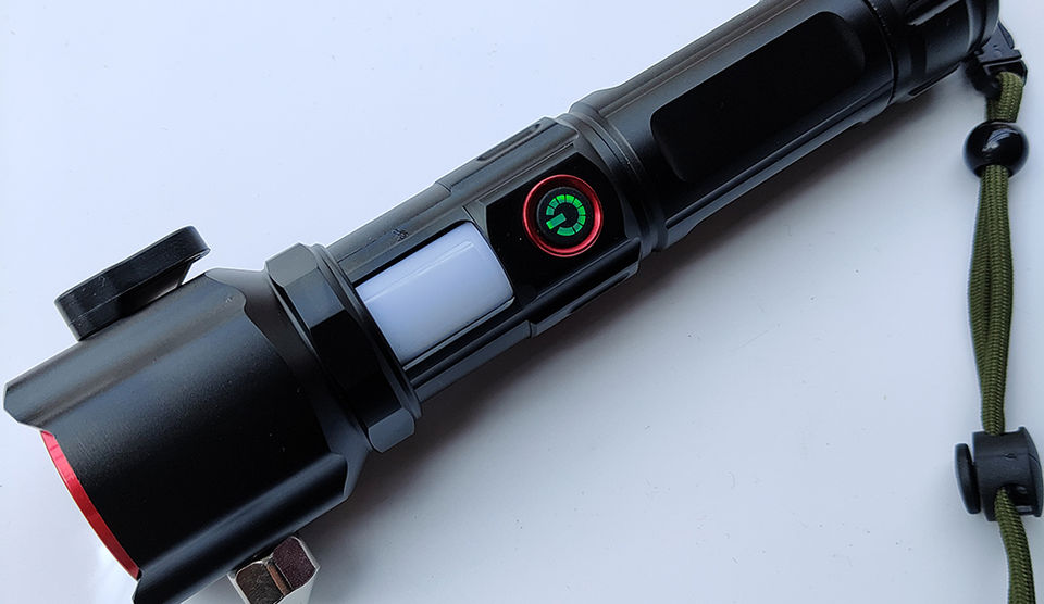 Miniatura: Lanterna Tática LED Recarregável