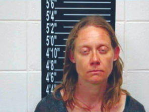 Police arrest Aurora woman following early morning incident 