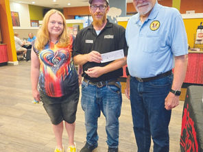 Pizza Ranch helps Branson Veterans of America 913 fund William G. Groninger scholarships