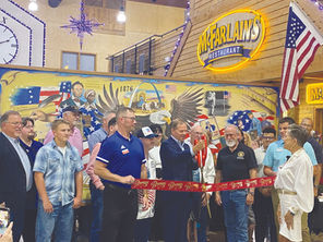 IMAX hosts America’s Mural ribbon cutting