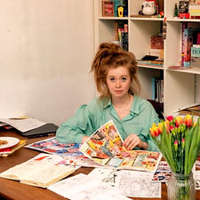 Anna Stalinski Staal tijdschrijft tulpen boekenkast