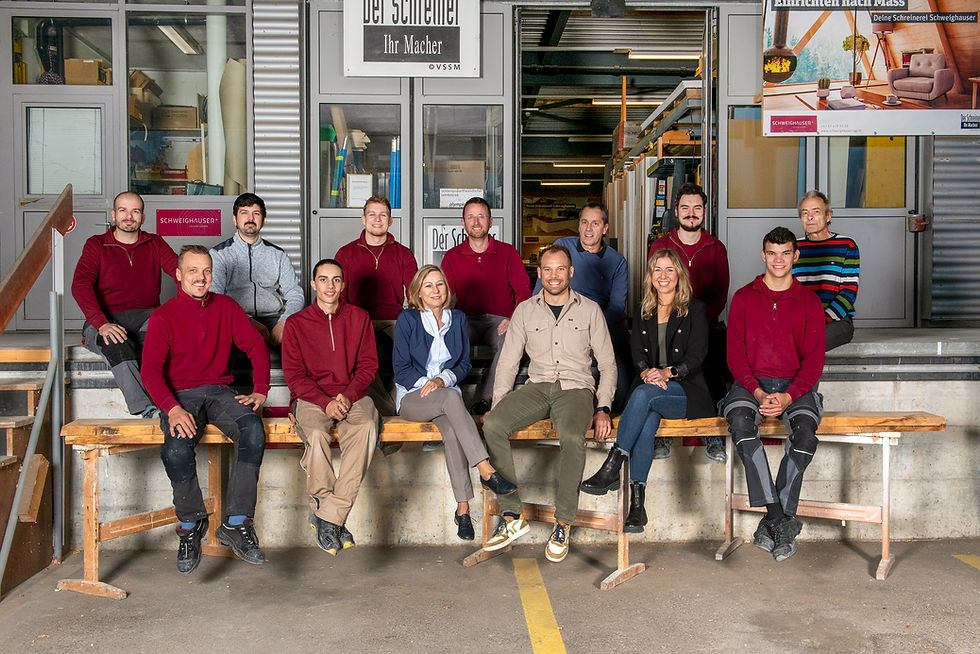 schreinerei-schweighauser-team-2025.jpg