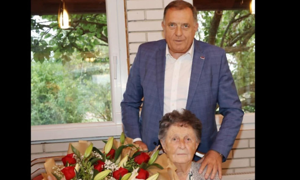 DODIK O STANJU MAJKE: U komi je, otkazujem put u SAD ako se ne oporavi