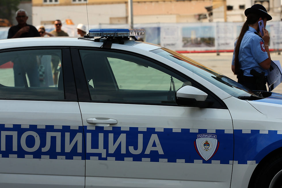 Saobraćajka za saobraćajkom u Banjaluci: U sudaru dva vozila povrijeđena djevojka