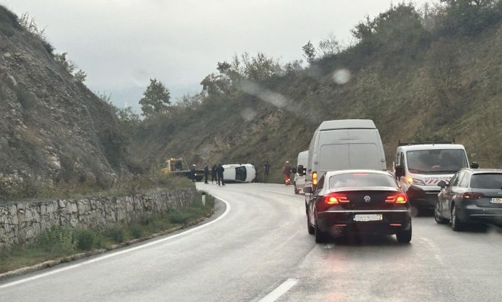 Saobraćajna nezgoda u Bočcu: Dežurne jedinice na licu mjesta, saobraćaj se odvija jednom trakom