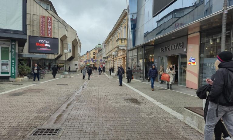Vrijeme za ponedjeljak: oblačno ujutru, moguća slaba kiša tokom dana