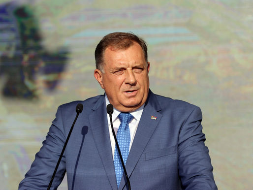 Ruska "Gazeta": Dodik nije uspio ni primiti čestitke, a već odjeknuli pozivi za njegovu likvidaciju