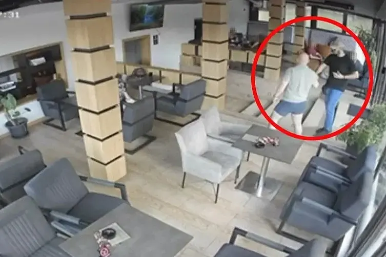 Ubistvo u beogradskom kafiću: Rukovao se sa žrtvom, a zatim mu pucao u glavu