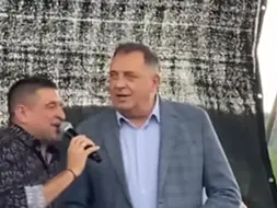 Dodik i Baja Mali Knindža zapjevali poznati hit