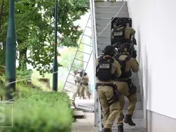Nastavljaju se hapšenja: Oduzeti snajperi i veća količina droge