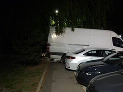 Nije parking, nego trotoar: Prizor iz Borika izazvao ogorčenje stanara FOTO