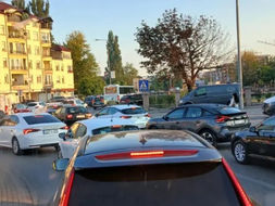 Kolaps u Banjaluci i ovog jutra: “Upoznam se sa čovjekom iz drugog smjera dok se pomjerimo”