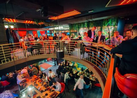 Tražio 40.000 KM u kriptovaluti: Banjalučanin više puta prijavio da su postavljene bombe u “Bizaru” i “Kafani”