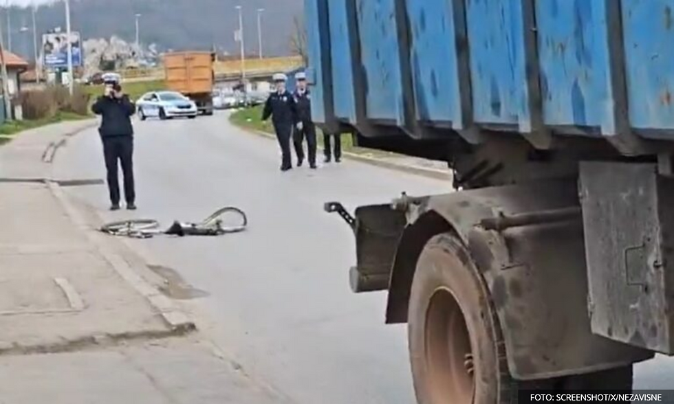 Tužne vijesti iz UKC: Preminuo biciklista kojeg je udario kamion u Banjaluci 