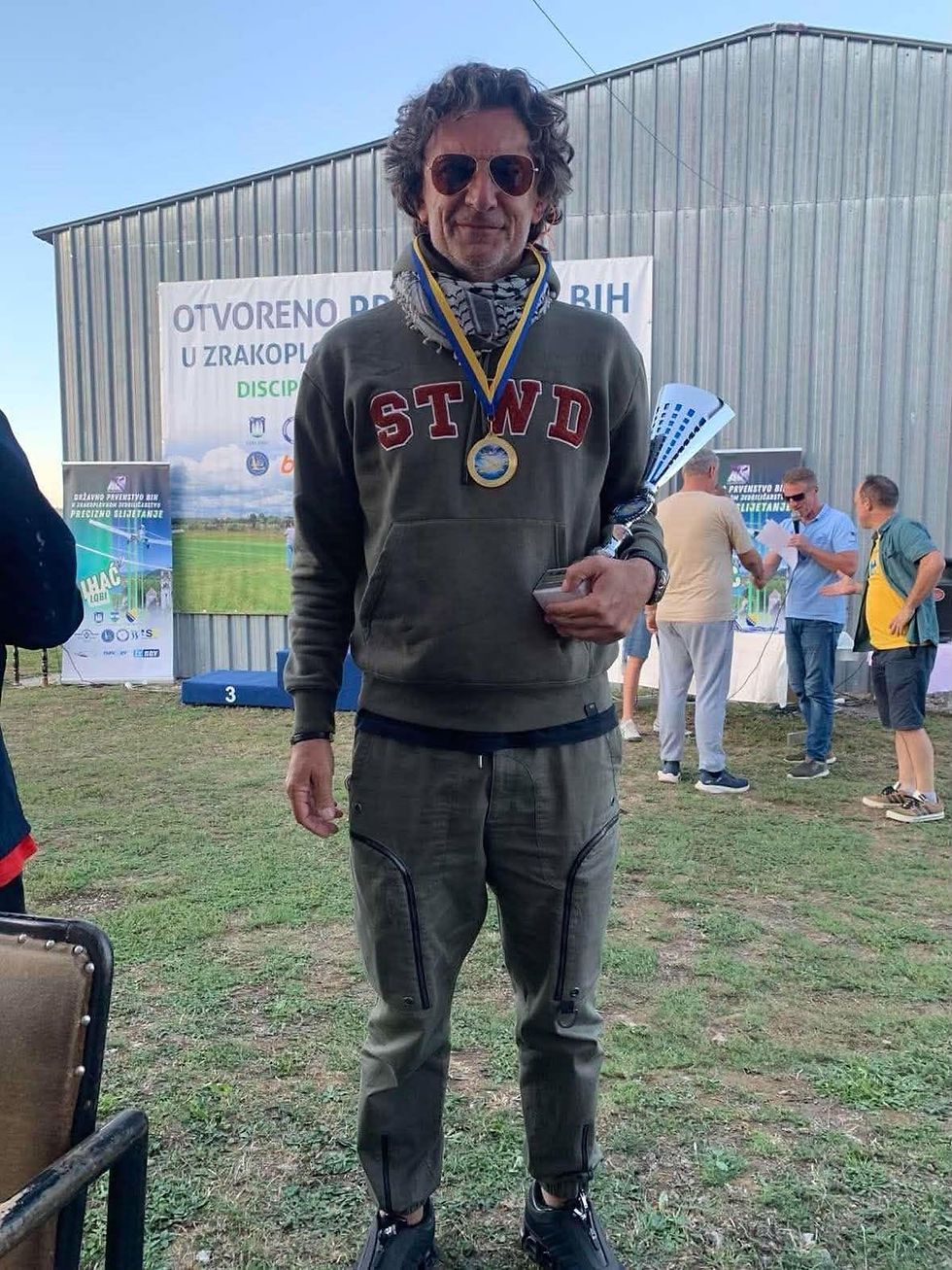 BANJALUČKI PILOT PONOVO NA POSTOLJU: Miroslav Margetić ekipni šampion BiH i međunarodni vicešampion