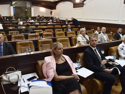 SIMBIOZA ZADUŽILA BANJALUKU PREKO 100 MILIONA KM: Na otplatu kredita moglo bi odlaziti više od 27 miliona godišnje