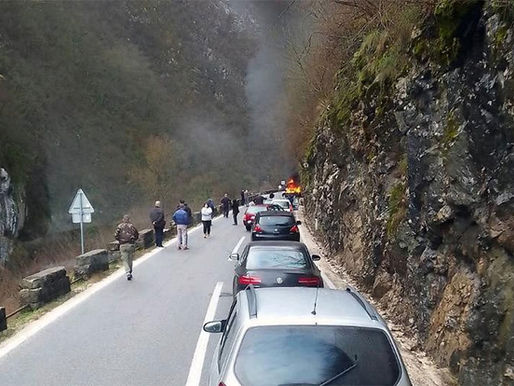 Banjalučka policija nije pronašla vozača nakon što je ugašen požar na automobilu