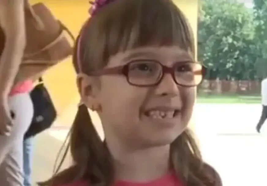 (VIDEO) "Gdje si legendo" Djevojčica Leontina iz Banjaluke prije 10 godina NASMIJALA REGION, pa sada ponovo oduševila javnost