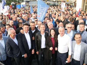 U opoziciji se mjesecima ,,časte komplimentima''