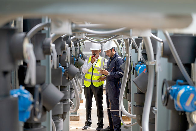 two-caucasian-engineer-as-young-and-senior-worker-2023-11-27-05-18-21-utc.jpg