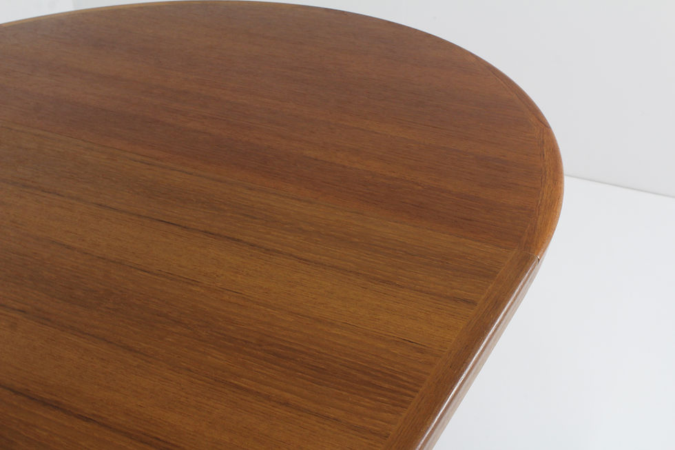 Thumbnail: Vintage deense ronde uitschuifbare eettafel tafel