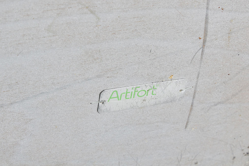 Thumbnail: Artifort ribbon chair f582  Pierre Paulin