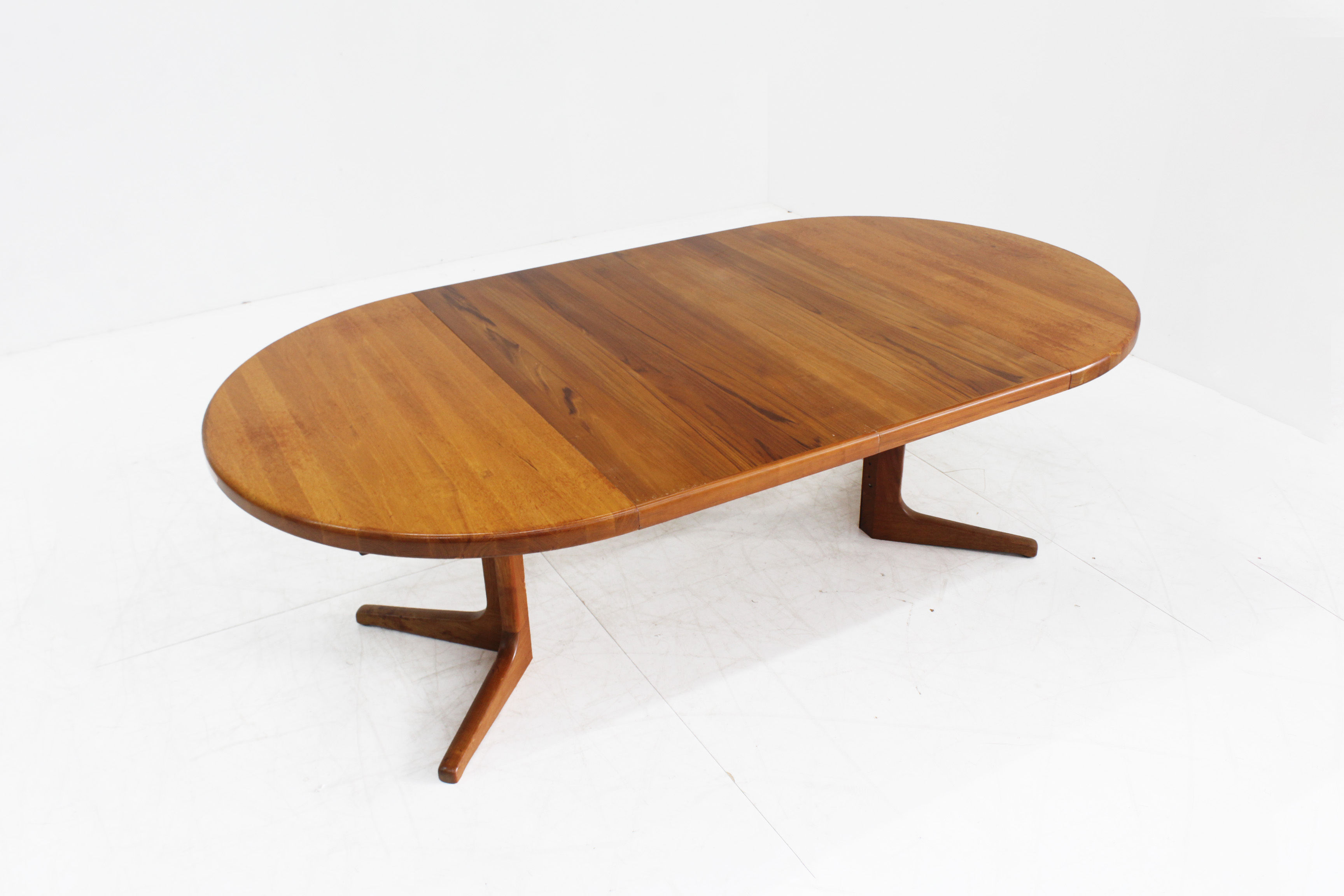 Vintage Danish round extendable dining table solid teak 1960s