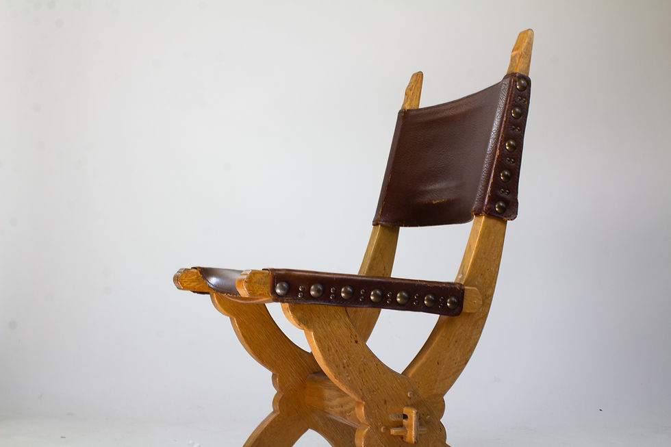 Thumbnail: Brutalist eetkamer stoelen Bram Sprij
