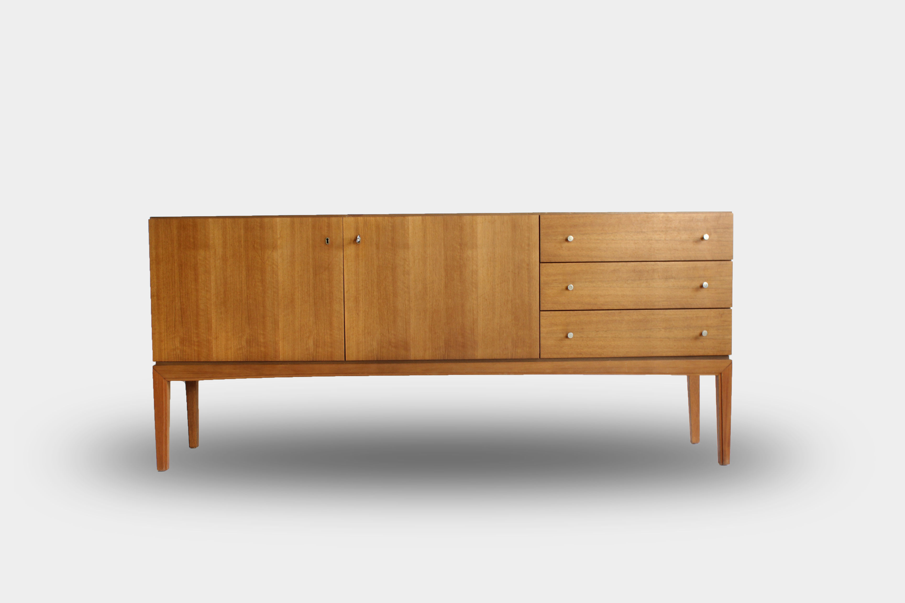 Vintage Palette sideboard dressoir