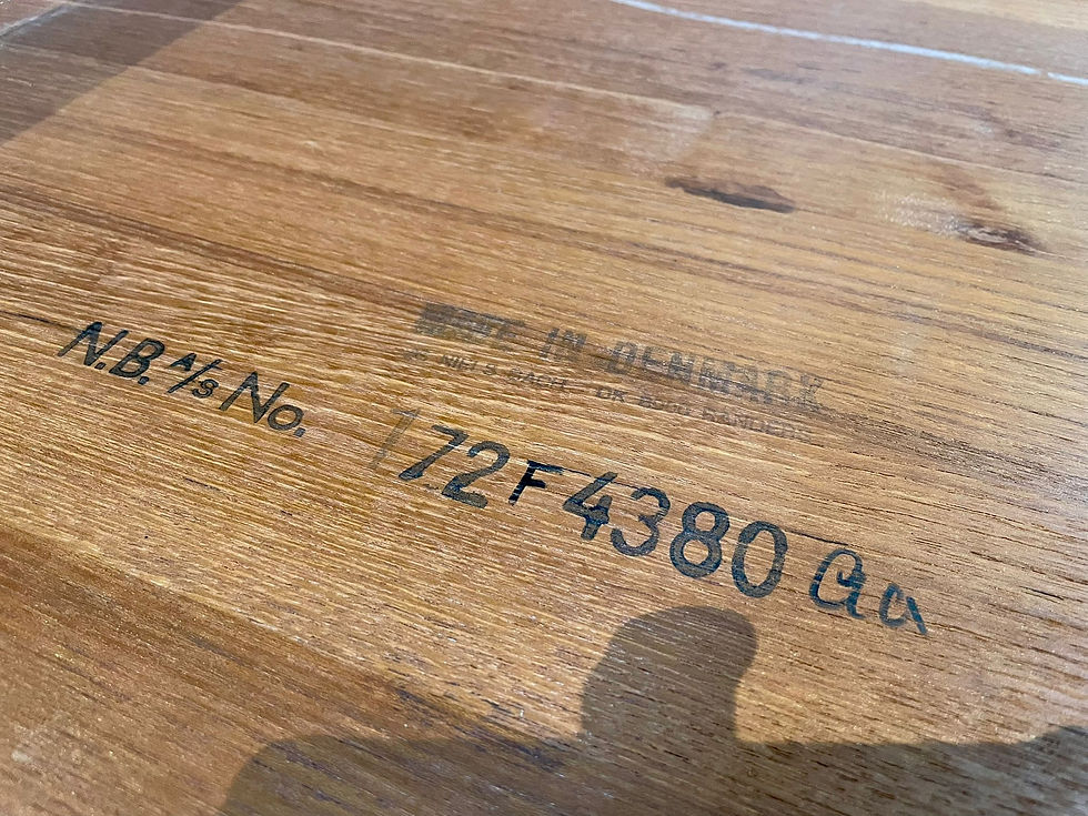 Thumbnail: Vintage deense salontafel massief teak Niels Bach