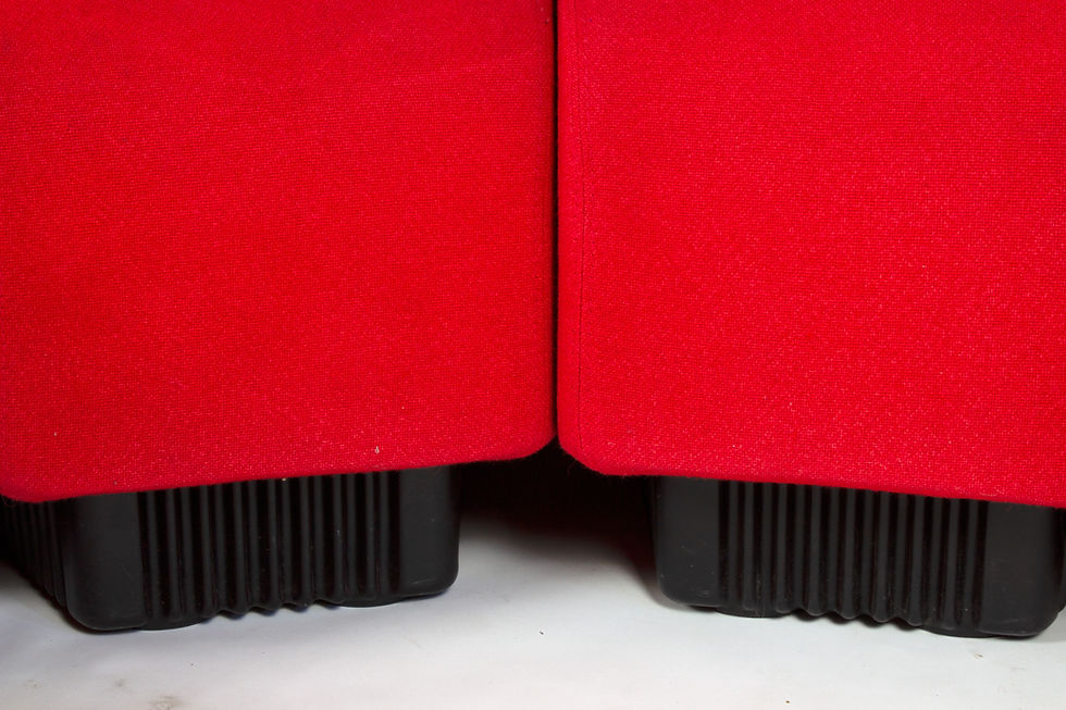Thumbnail: Don Chadwick voor Herman Miller sofa 5 elementen