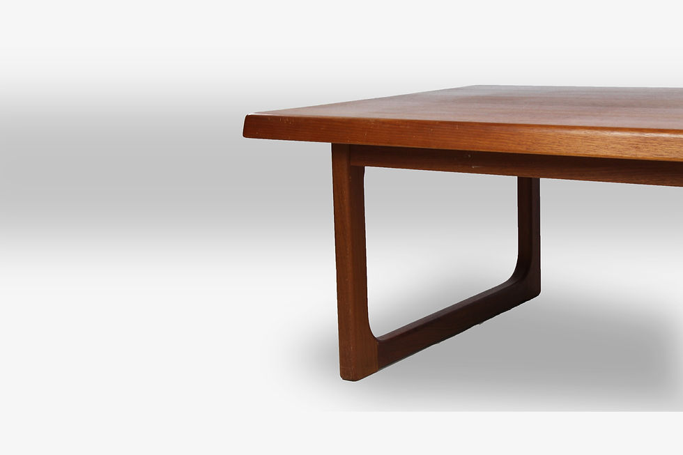 Thumbnail: Vintage deense salontafel massief teak Niels Bach