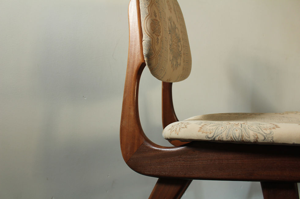 Thumbnail: 4x stoelen van Louis van Teeffelen Webe